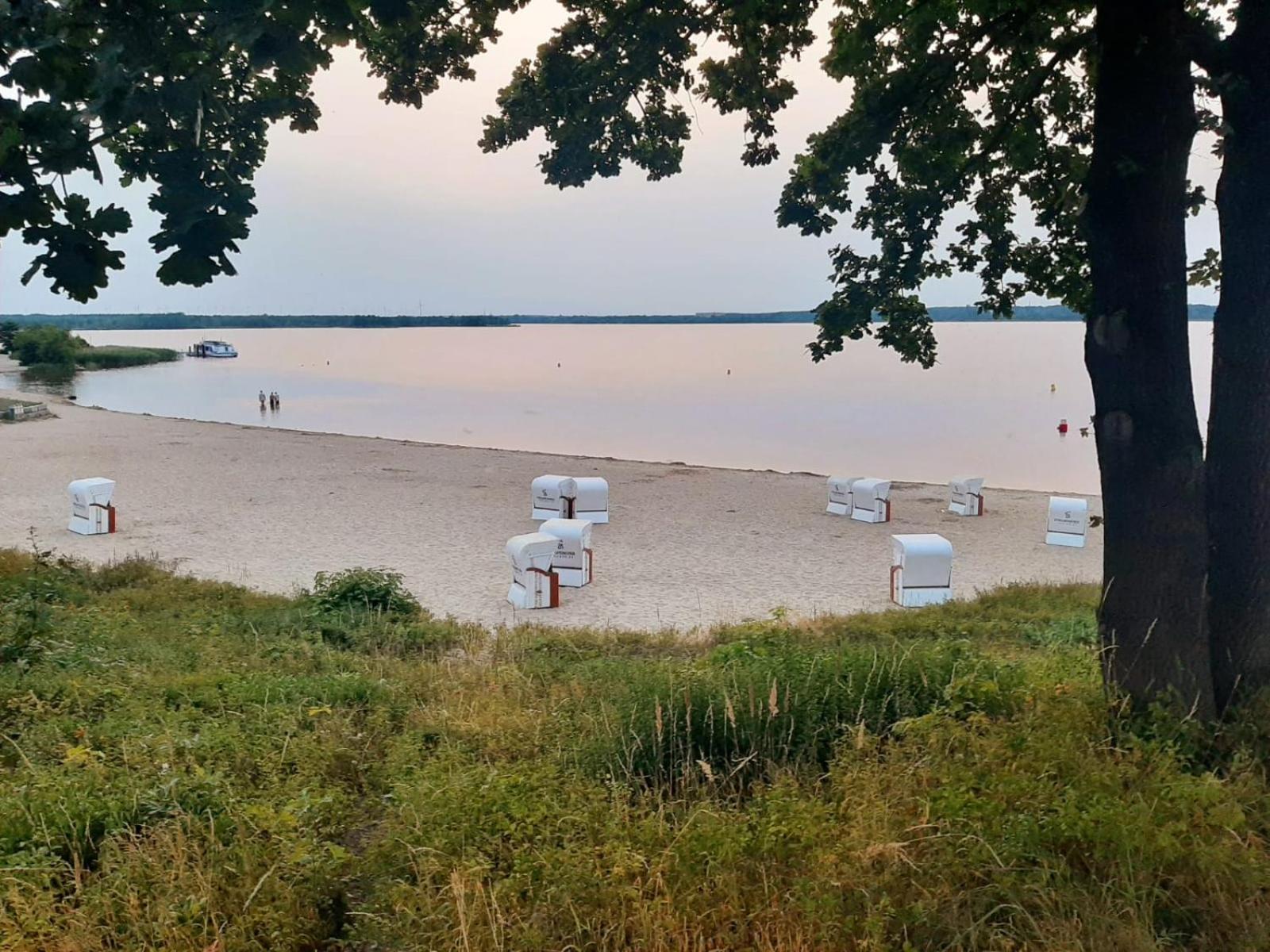 Seeliebe Mit Sauna Und Nur 50 Mtr. Bis Zum Strand Зенфтенберг Экстерьер фото